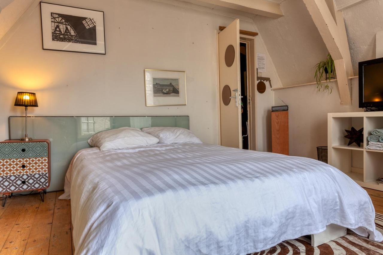 B&B 1971 Hazenstraat - Shared Bathroom Amsterdam Extérieur photo
