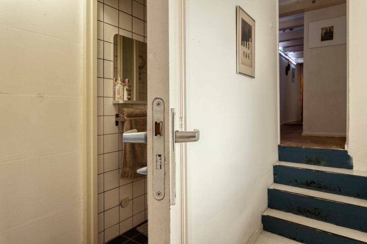 B&B 1971 Hazenstraat - Shared Bathroom Amsterdam Extérieur photo